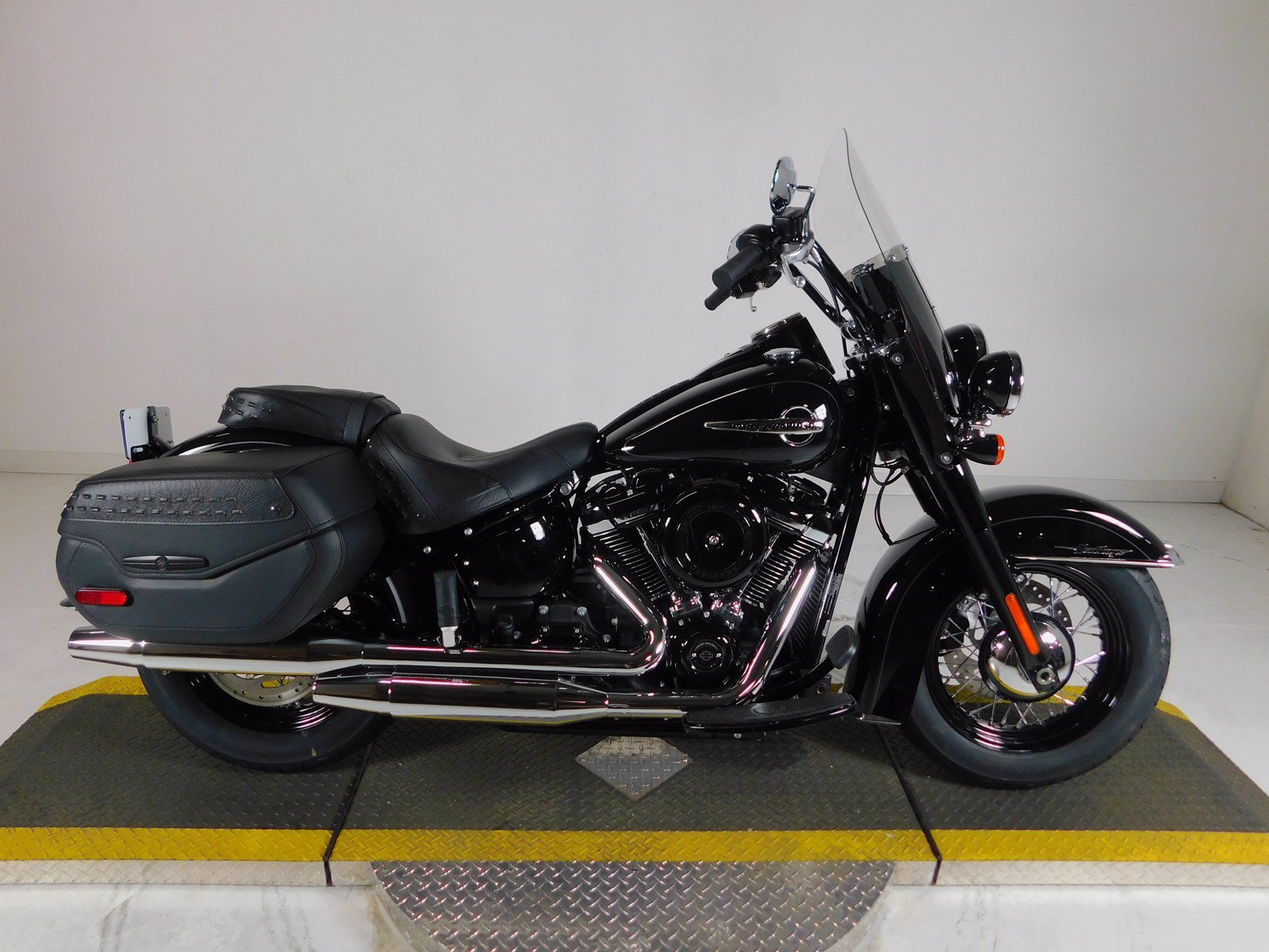 New 2019  Harley  Davidson  Softail  Heritage Classic  FLHC 