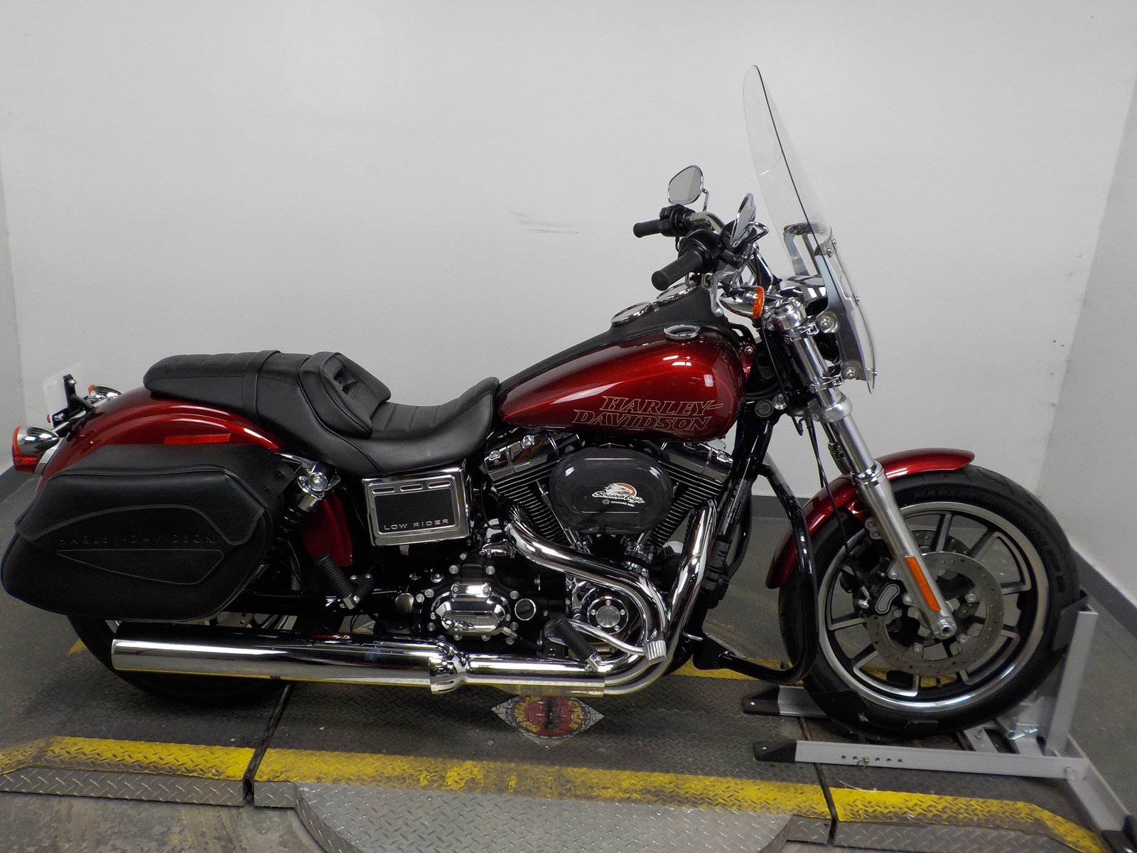 Pre-Owned 2017 Harley-Davidson Dyna Low Rider FXDL Dyna in Taylor # ...