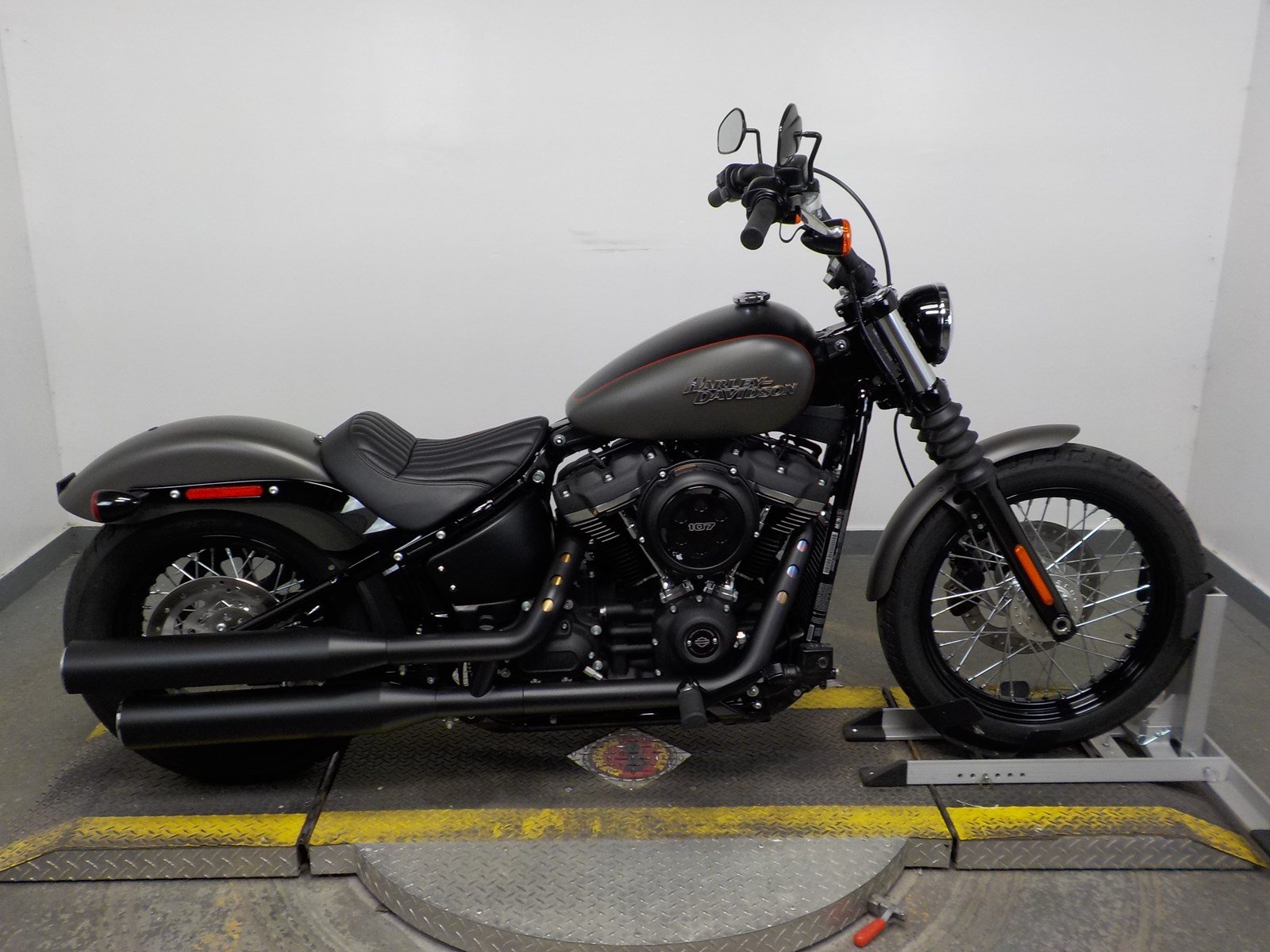 Pre-Owned 2018 Harley-Davidson Softail Street Bob FXBB Softail in ...