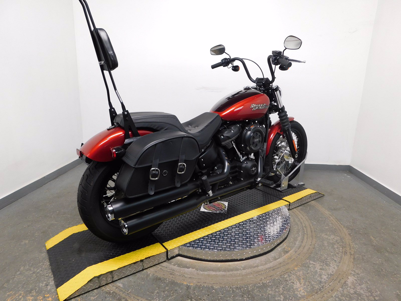 saddlebags for 2019 street bob